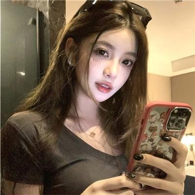 高山上的热气球